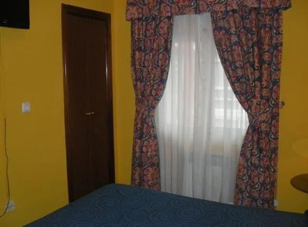 Hotel Amarica فيتوريا غاستيِز 0*, فيتوريا غاستيِز إسبانيا